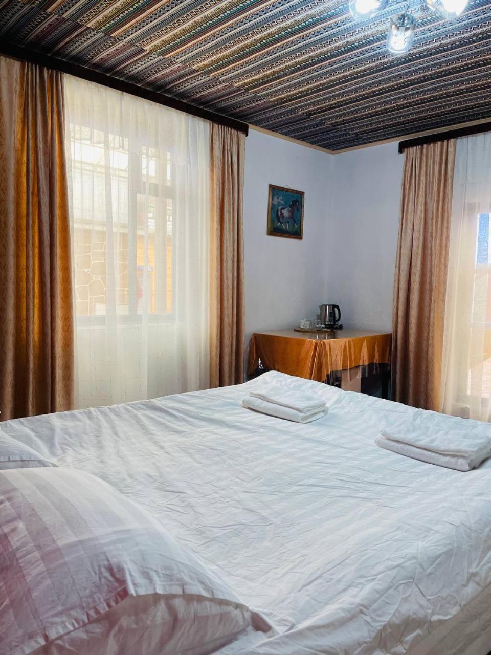 Guest House Amirhan Bokonbayevo Luaran gambar